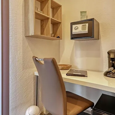 Hotel Suit' & Fruehstueck Zum Latschen - Adults Only