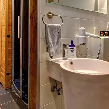 Suit' & Fruehstueck Zum Latschen - Adults Only فندق 3*