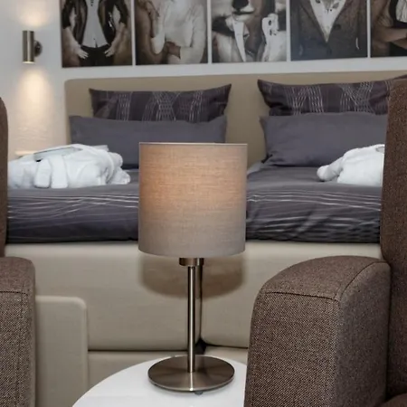 فندق Suit' & Fruehstueck Zum Latschen - Adults Only ماوث
