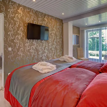 Suit' & Fruehstueck Zum Latschen - Adults Only 3*